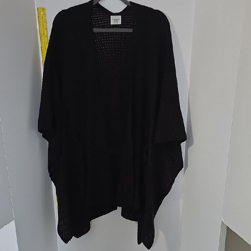 One Size Dillard's Sweater Wrap With Tie